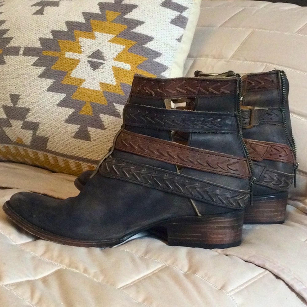 Freebird Roper Boots. EXCELLENT condition! Size 8